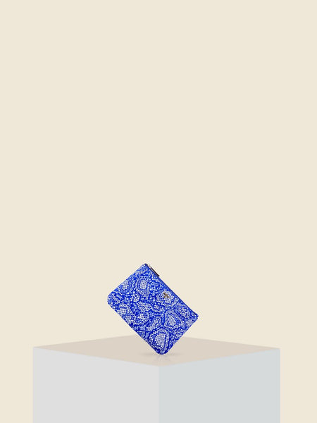 Bayside pouch
